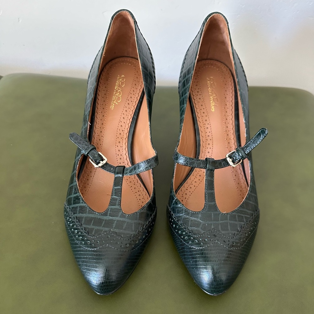 Eddie Bauer Mary Janes